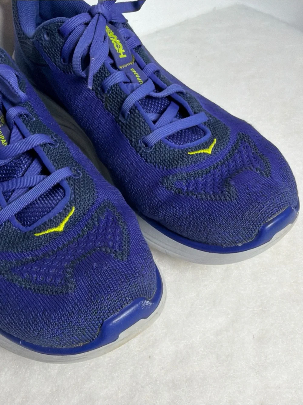 Hoka product pair